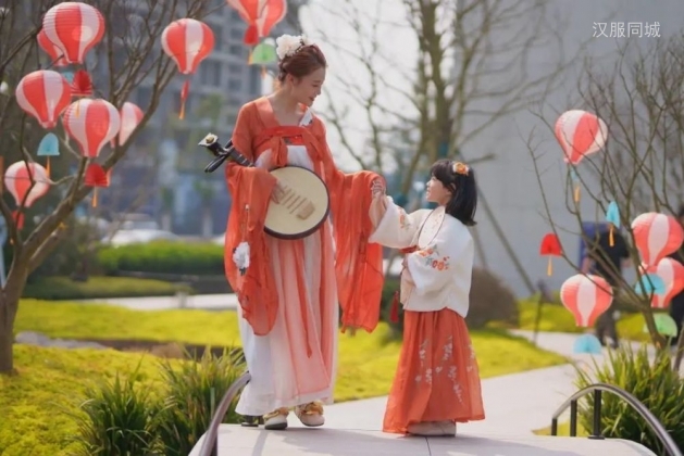 一梦千年 雅在今朝丨广安交旅集团&蓝城3.8国韵汉服女神节火出圈